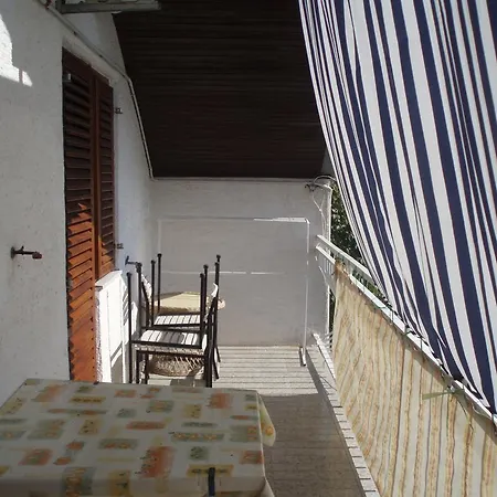 Porto San Giorgio 公寓 *